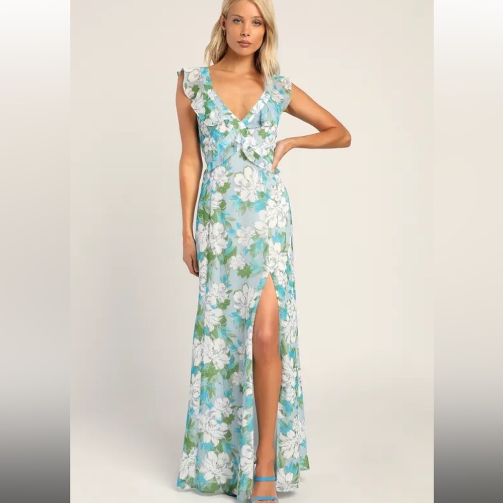 NEW! Lulu’s Sensational Spring Light Blue Floral Print Ruffled Maxi Dress 🌷